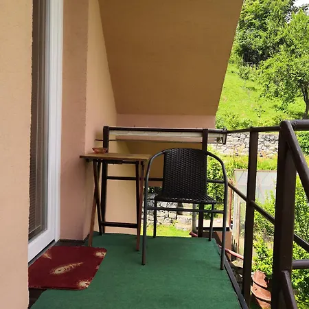 Privat Simba Apartment Strecno Exterior photo